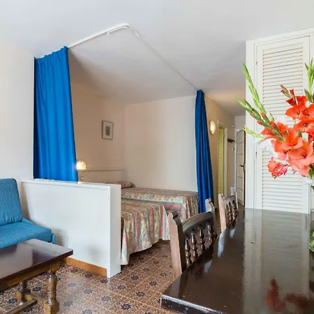 Aparthotel Complejo Eurhostal 3*
