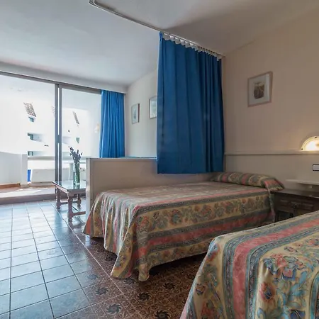 Ξενοδοχείο με διαμερίσματα Complejo Eurhostal 3*