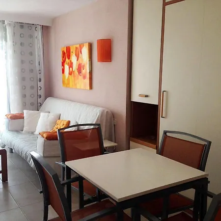 Complejo Eurhostal 아파트호텔