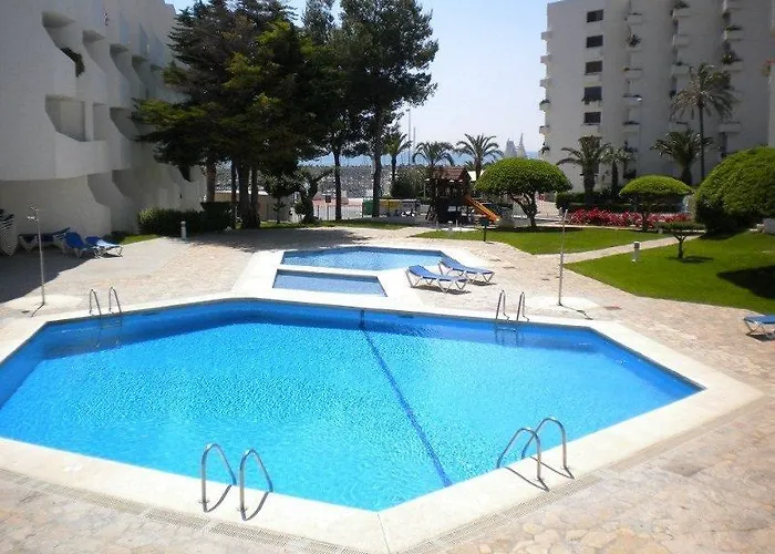 Complejo Eurhostal アパートホテル 3*